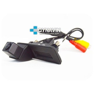 DYNAVIN-AUDI, SKODA , VW TIRADOR DE MALETERO. CÁMARA TRASERA DE APARCAMIENTO. A TODO COLOR DYNAVIN-AUDI, SKODA , VW TIRADOR DE MALETERO. CÁMARA TRASERA DE APARCAMIENTO. A TODO COLOR