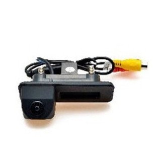 DYNAVIN-AUDI, SKODA, VOLKSWAGEN: CÁMARA TRASERA A TODO COLOR PARA HUECO DE MANETA DE APERTURA DE MALETERO DYNAVIN-AUDI, SKODA, VOLKSWAGEN: CÁMARA TRASERA A TODO COLOR PARA HUECO DE MANETA DE APERTURA DE MALETERO