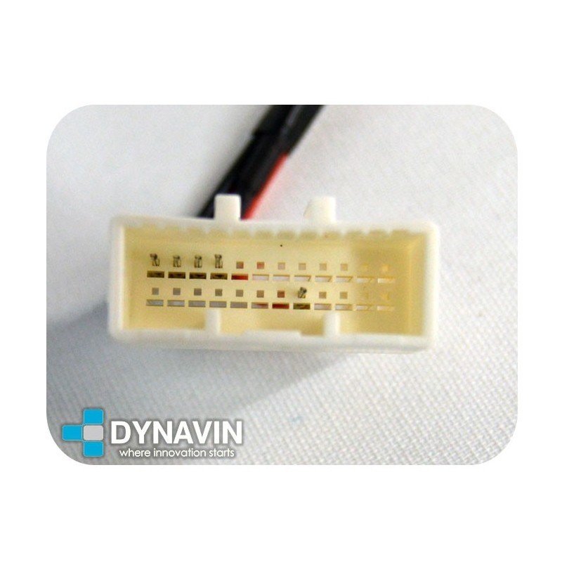 DYNAVIN-NISSAN - INTERFACE PARA MANTENER LA CAMARA TRASERA ORIGINAL