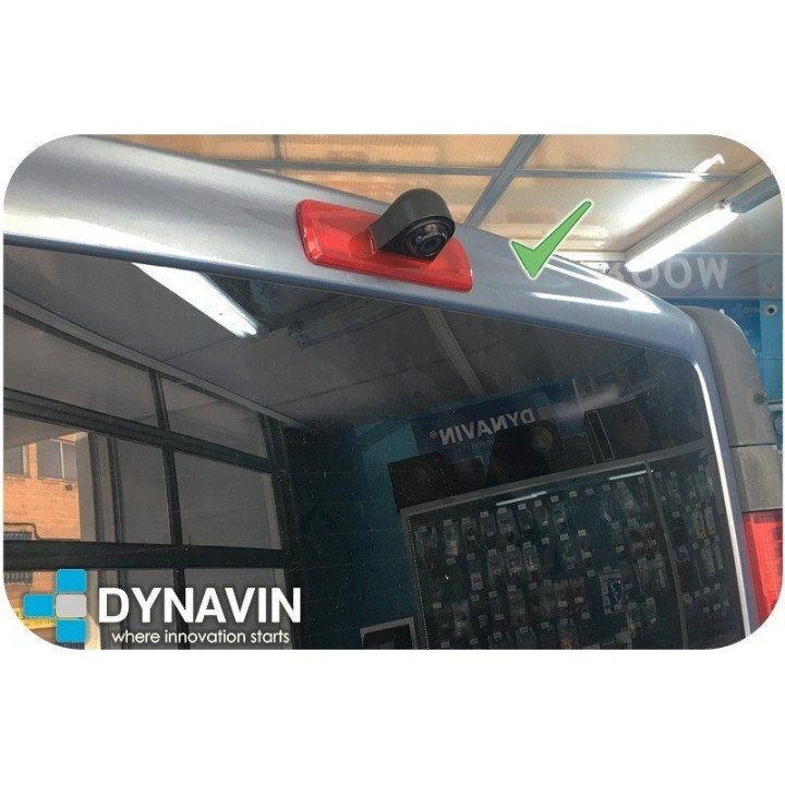 DYNAVIN-OPEL VIVARO, RENAULT TRAFIC (+2014) - LUZ DE FRENO SUPERIOR. CÁMARA TRASERA DE APARCAMIENTO. A TODO COLOR