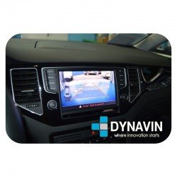 DYNAVIN-VOLKSWAGEN GOLF 5, GOLF 6, PASSAT CC - EMBLEMA MOTORIZADO. CÁMARA TRASERA OCULTA A TODO COLOR