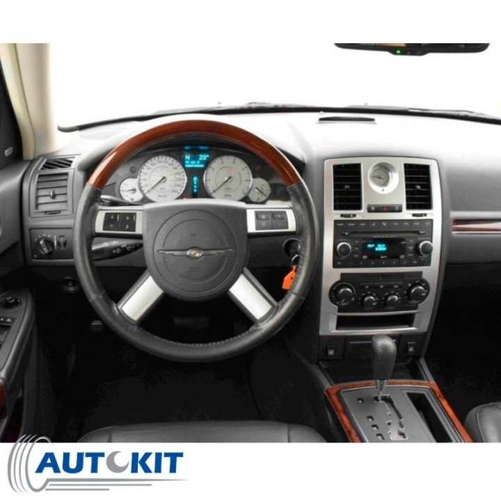 CHRYSLER 300C (+2005) 4/32GB | Autokit